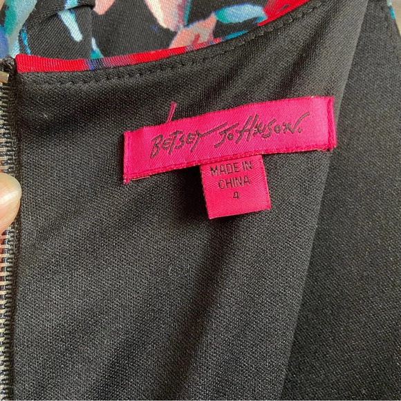 Betsey Johnson Black Floral Midi short sleeve Dress Sz 4 - Picture 10 of 15